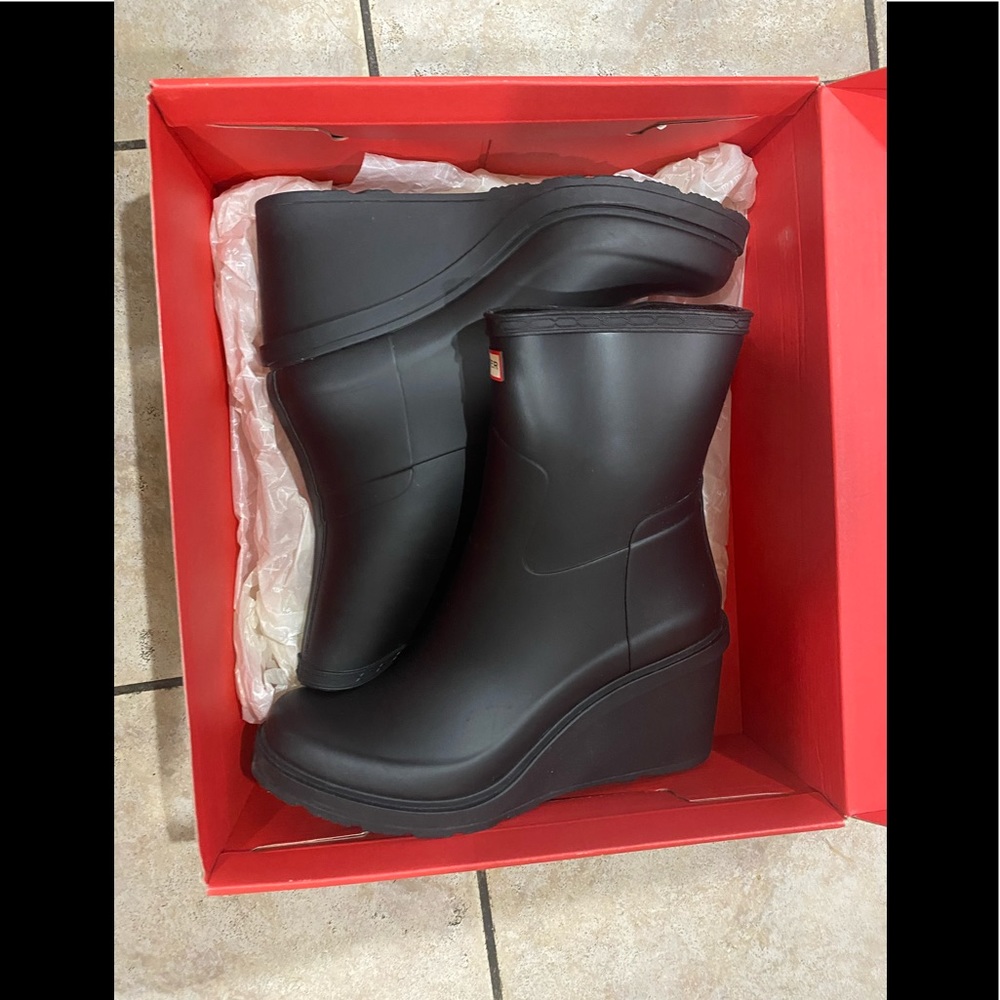 Hunter Mid Wedge ladies boots.